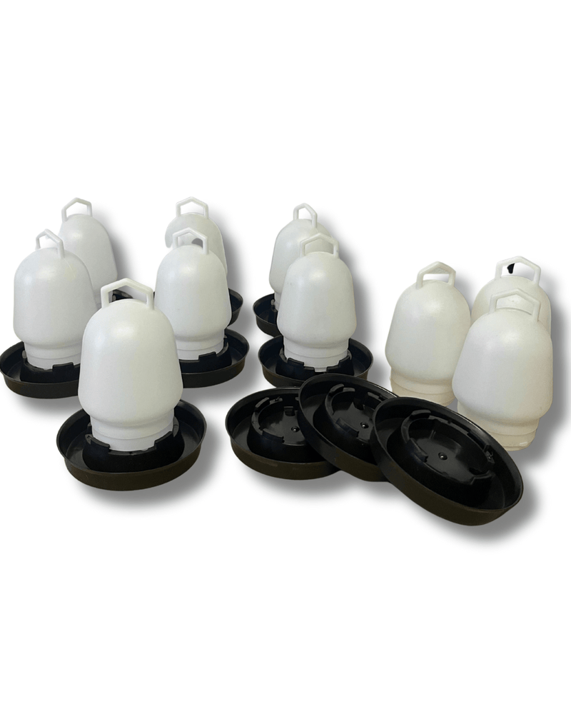 Pack of 10 Mini 350 ml Chick Drinkers – Black Base